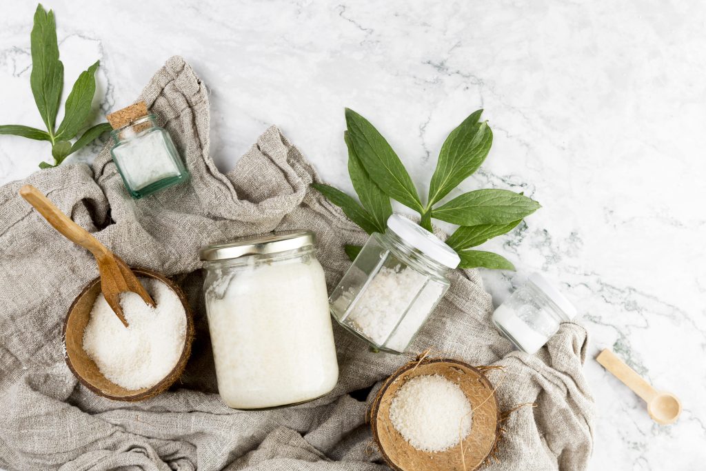 Ingrédients naturels qui entrent dans la composition d'un déodorant bio - Source : Freepik
